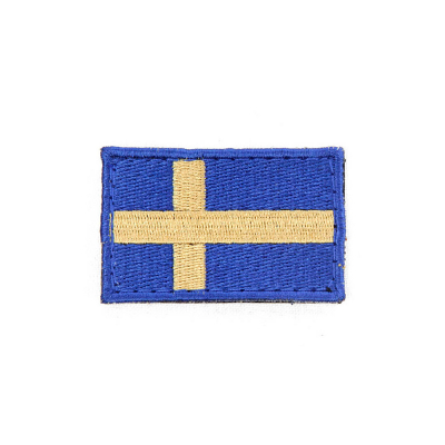 SNIGEL | Liten svensk flagga -16