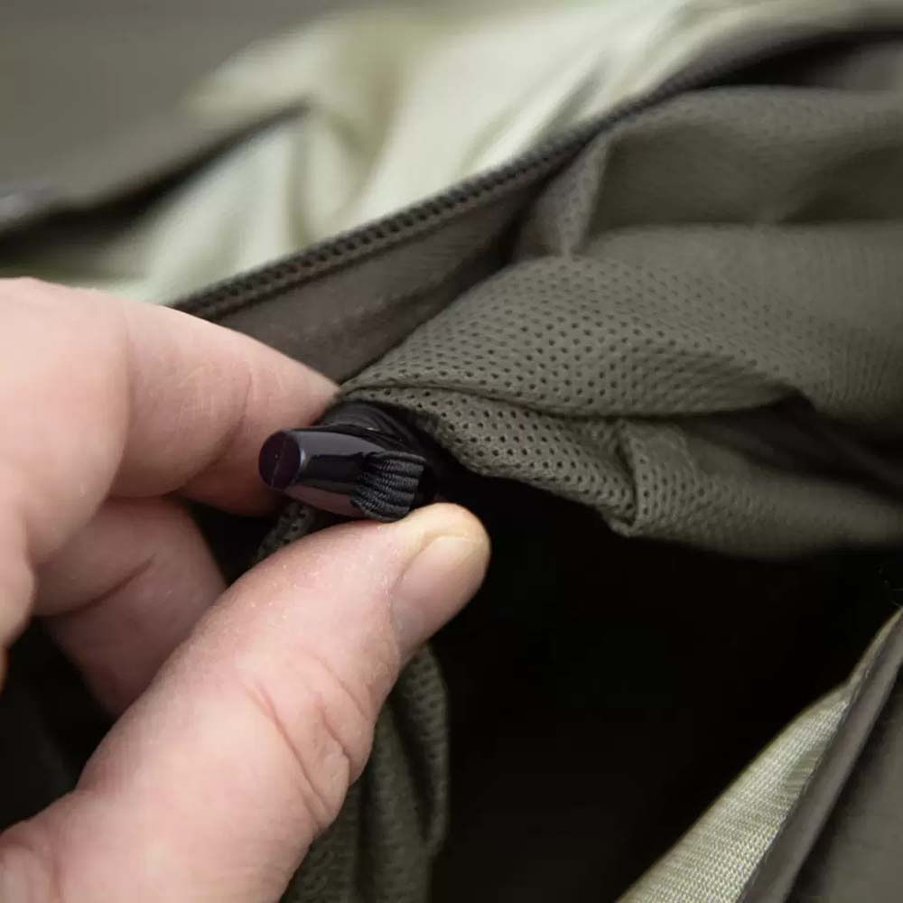 CARINTHIA | COMBAT | OLIVE