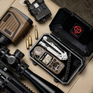 THYRM | DarkVault Comms | Svart THYRM | DarkVault Comms | Svart