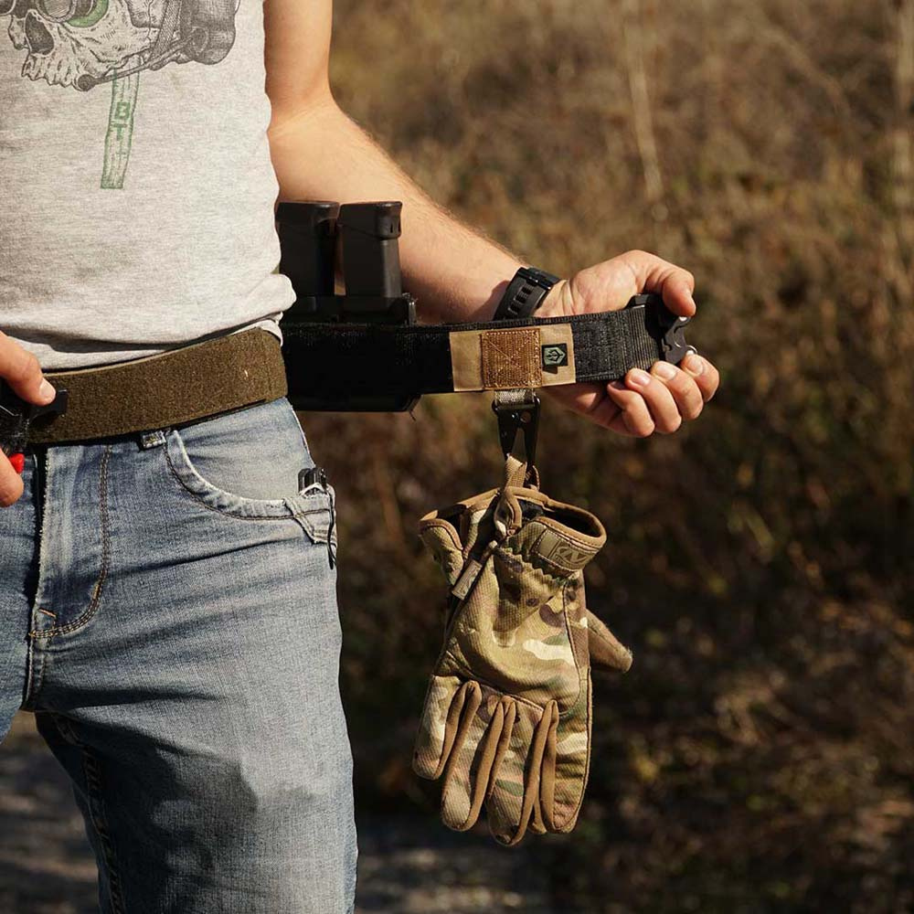 BLACK TRIDENT | HOLD MY STUFF