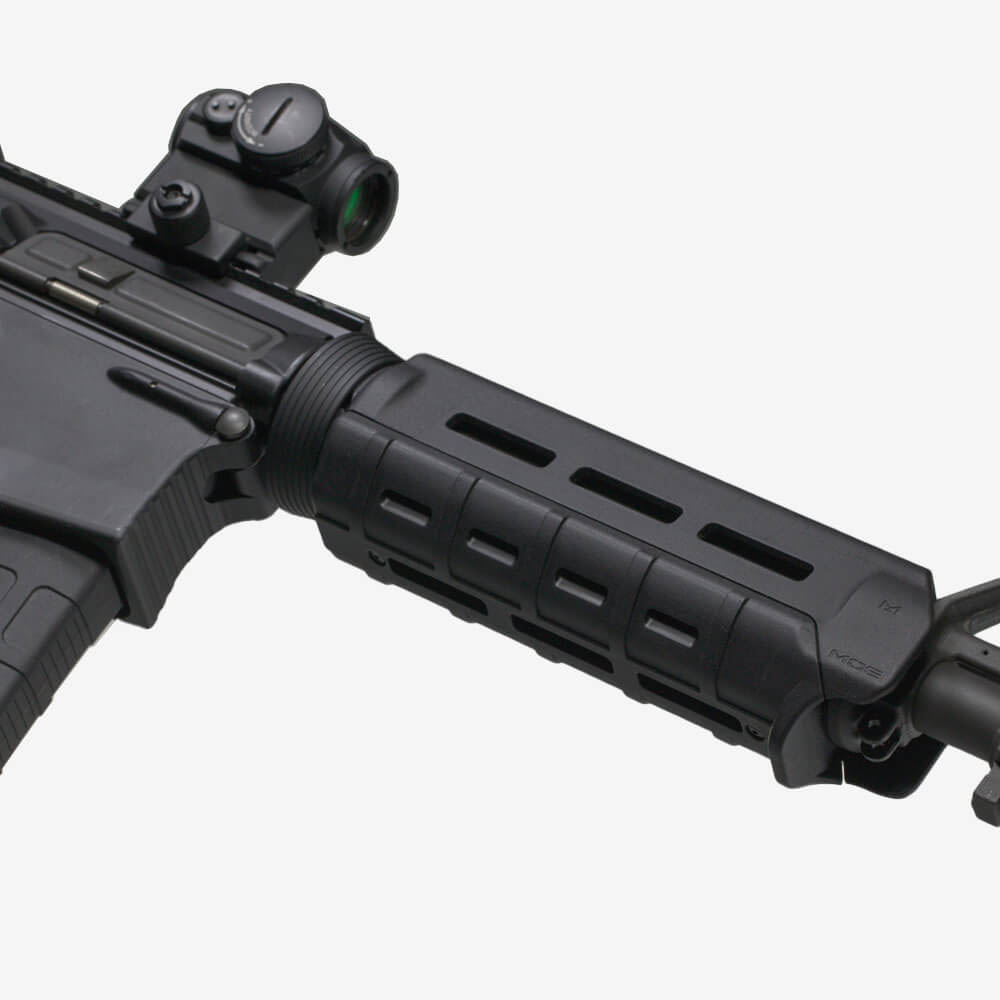 MAGPUL | MOE� M-LOK� Hand Guard, Carbine-Length | AR15/M4 | Svart
