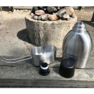 Ståltermos med kokkärl och kompass Ståltermos med kokkärl och kompass